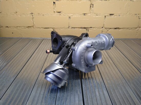 Turbīna restaurēta 717858 X